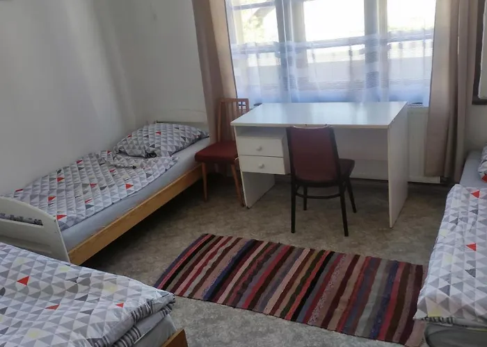 Narodak ,ubytovani * Jaroměř